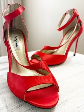 Nina Red Satin Open-Toe Ankle-Strap Stiletto Heels size 8.5M